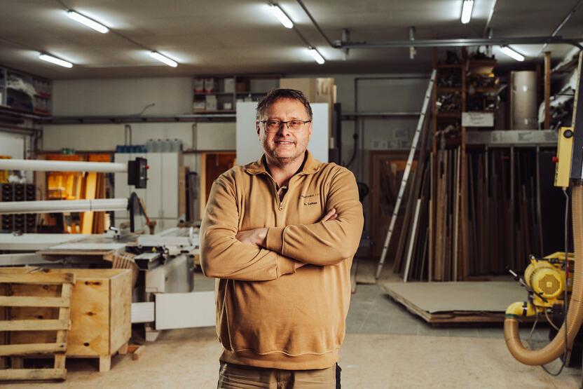 Portraitbild von Mitarbeiter der Tischlerei Lohse