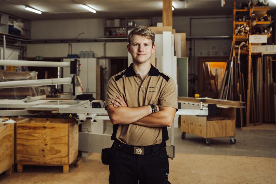 Portraitbild von Mitarbeiter der Tischlerei Lohse