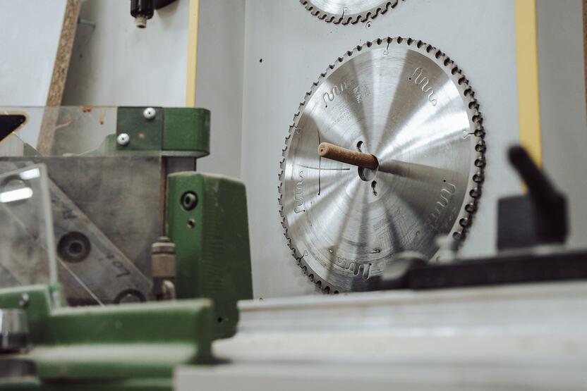 ein Sägeblatt einer Tischler Kreissäge