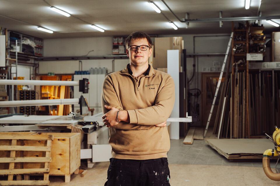 Portraitbild von Mitarbeiter der Tischlerei Lohse